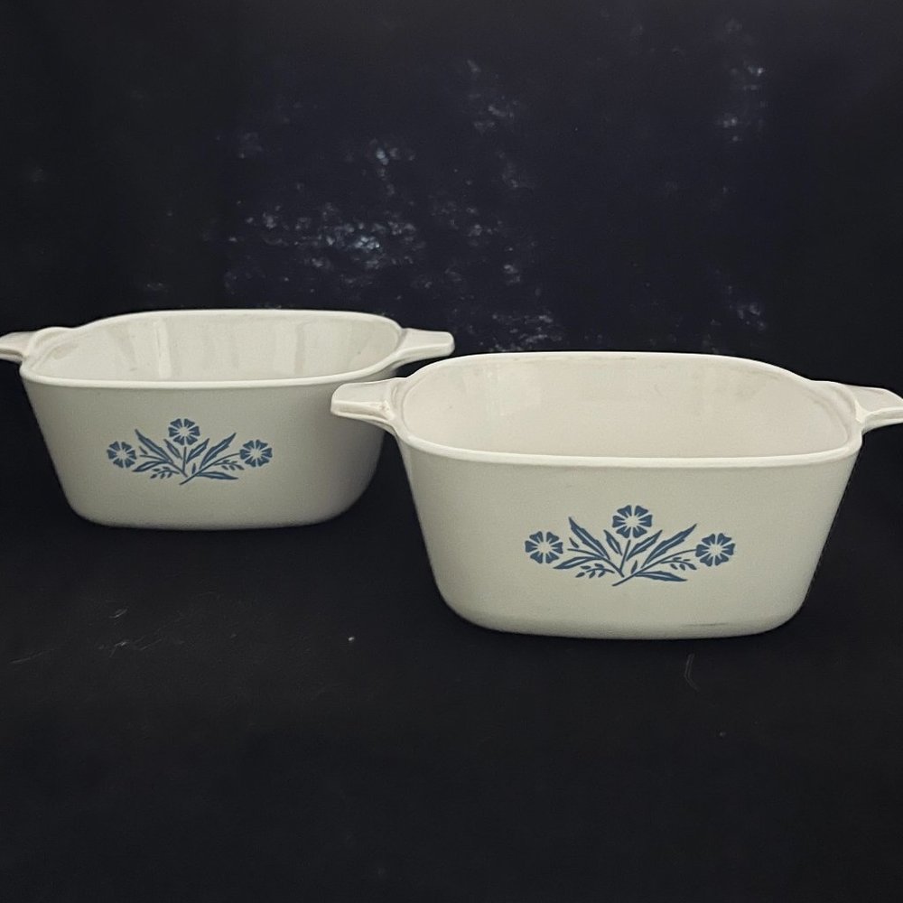 🎉🎉Price Reduced🎉🎉2 - Vintage CorningWare ‘Cornflower’ Casserole Dishes